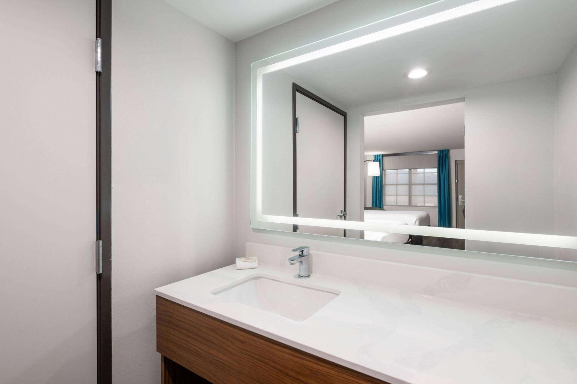 La Quinta Inn By Wyndham San Diego - Miramar Екстериор снимка